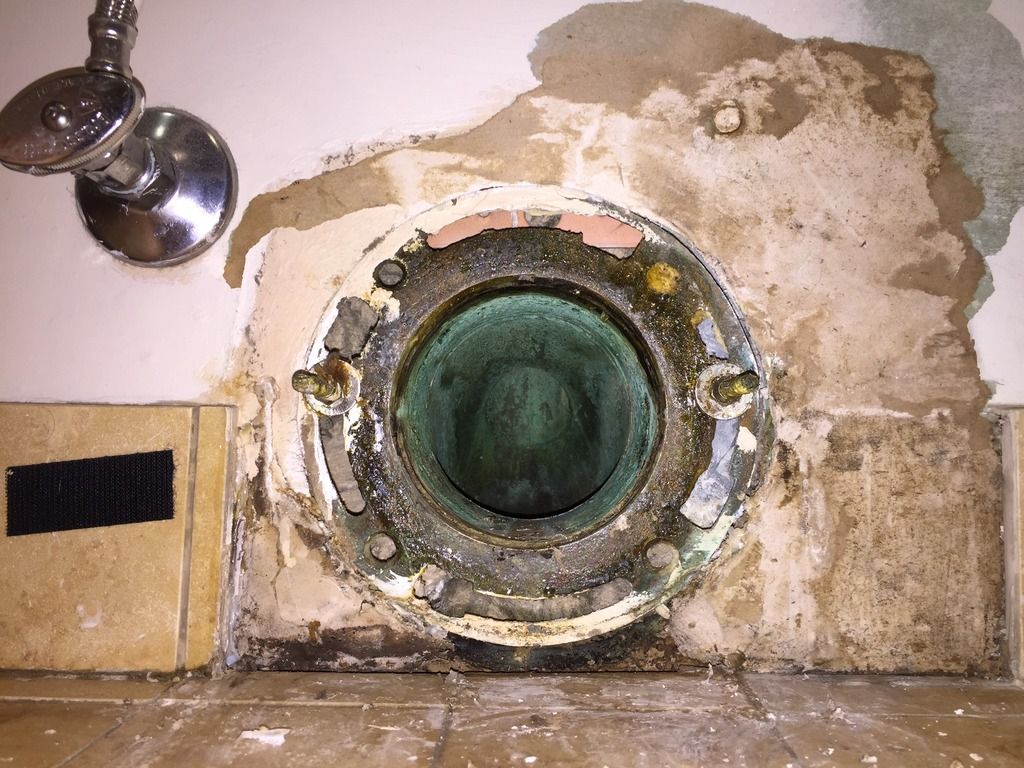 Rear Outlet Floor Mounted Toilet HELP Plumbing DIY Home